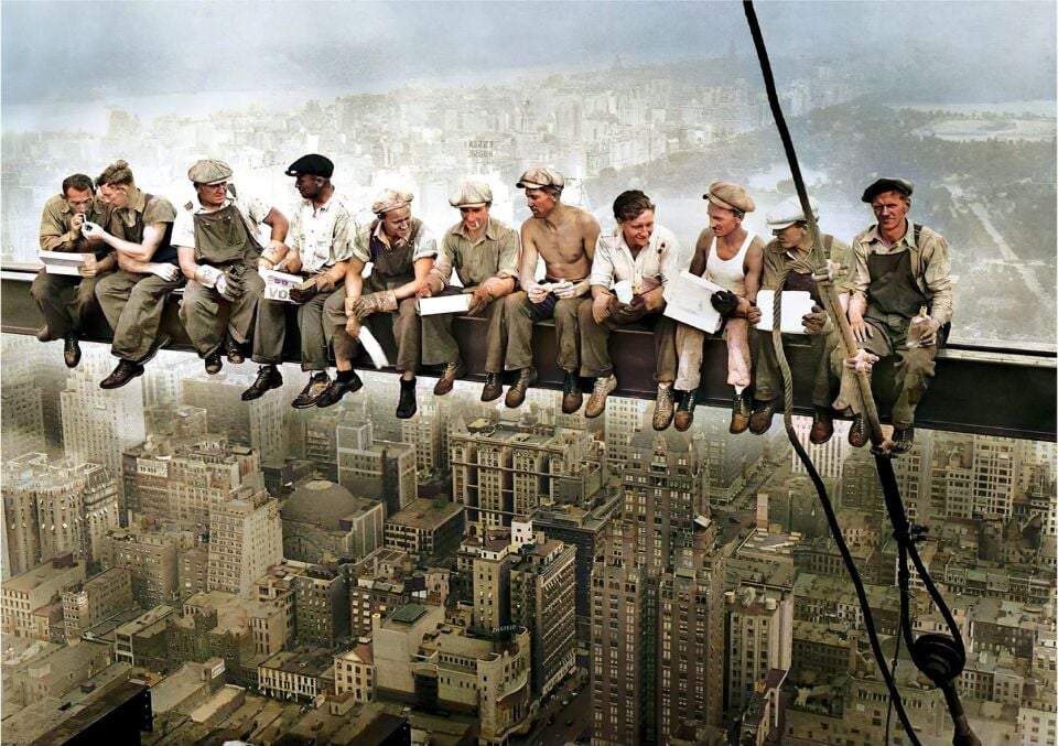 Art Puzzle Gökdelen'de Öğle Yemeği 1000 Parça Puzzle