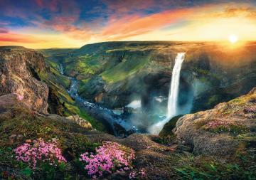 Trefl Puzzle Haifoss Waterfall, Iceland 2000 Parça Puzzle